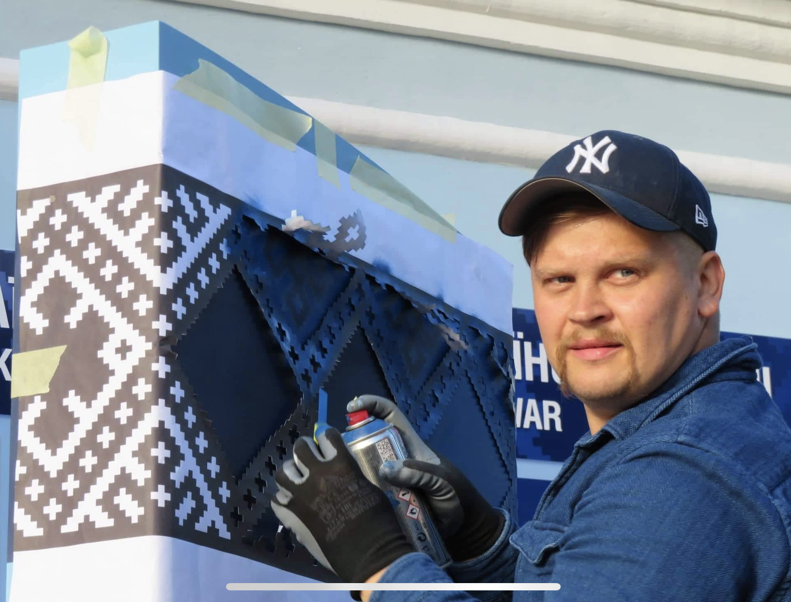 Andrii Palval is a contemporary artist working at the intersection of visual expression, symbolism, and emotional presence. His practice explores the power of image, color, and gaze as carriers of inner states, memory, and identity.

Through portraiture, wildlife imagery, and stylized forms, Palval creates works that balance realism with abstraction, inviting the viewer into a quiet but intense dialogue. His art focuses not on narrative, but on presence — moments where form becomes meaning.

Born in Ukraine, Andrii Palval’s artistic vision is deeply shaped by his cultural roots and personal journey. The experience of displacement and living between cultures has strengthened his attention to inner resilience, dignity, and silent strength — themes that subtly resonate throughout his work. His practice reflects a continuous dialogue between origin and transformation, tradition and contemporary perception