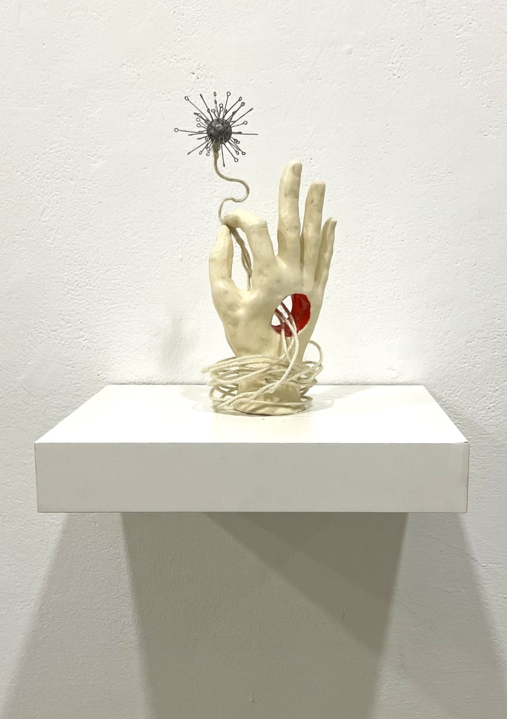 - Ceramic, Wire, Pin
- 2024
- From “The Poetic Hands” series
.
.
.
Let go of the pain that passed through you, even if it took part of your heart away. You put needles in your body and get stuck in this suffering. Unaware that this suffering is as light as a dandelion.
