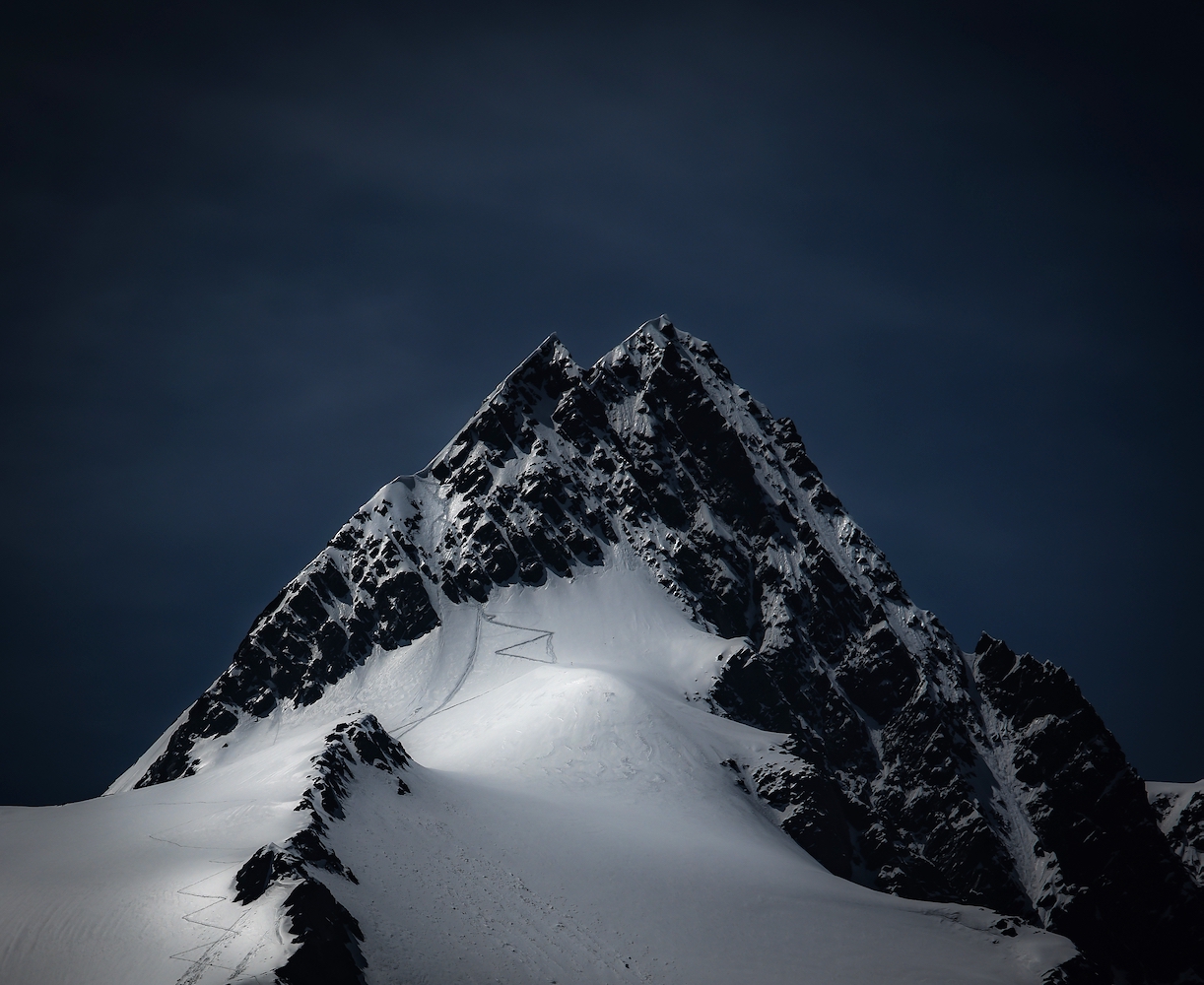Erik Stenbeck


Erik Stenbeck´s photography is a personal exploration of the deep connection between humanity and nature. Born in Norway in 1951, Stenbeck´s academic backgroud at the University of Oslo and Østfold College, along with early research on the Norwegian painter Edvard Munch, shaped his unique artistic vision.

For Stenbeck, photography is not just a visual medium, but a way to uncover existential truths hidden in everyday life. His photographs are accidential observations, capturing the spontaneity of moments as they unfold. None of his compositions are staged, allowing for an authentic glimpse into the human experience. His work often focuses on themes of isolation, fragility, and the interplay between light and shadow, with a strong preference for black-and-white photography. His subjects - whether landscapes, portraits, or architecture - reveal a quiet authenticity, encouraging viewers “to see the unseen”.

Exhibited internationally, including notable showcases in Barcelona, Oslo and Fredrikstad, Stenbeck has been recognized with multiple Honorable Mentions at the International Photography Awards, and his work has been featured in publications like FotoNostrum Magazine and the book "The World Of Photography 2". He has also earned recognition from the Tokyo International Photo Awards and the London
International Creative Competition.

Central to Stenbeck´s philosophy is a commitment to capturing the raw essence of existence. His photography goes beyond documentation, offering meditative reflections on the human experience and its connection to the natural world. By stripping away distractions through his use of black-and-white imagery, Stenbeck invites the viewers to engage with the deeper layers of life´s complexity.

Through his lens, Erik Stenbeck challenges us to confront the beauty and mystery of the world, creating a visual dialogue between the seen and unseen, nature and humanity, in his evocative body of work.