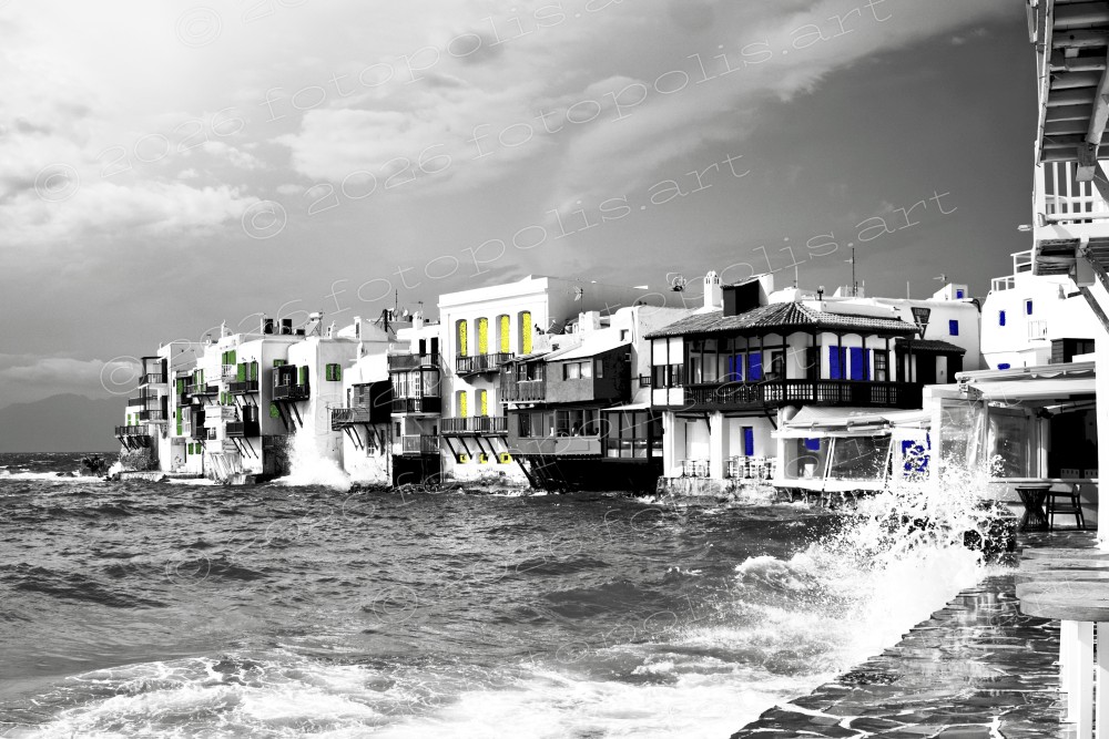 Selbst im Wind bleibt etwas bestehen:
eine Farbe,
die nicht erlischt /

Ακόμα και μέσα στον άνεμο, κάτι παραμένει:
ένα χρώμα,
που δεν σβήνει