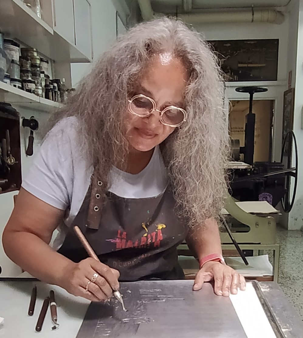I work in printmaking, artist's books, and oil and watercolor painting. My work is rooted in displacement, history, and the places I have lived. Solitary figures and semi-abstract compositions are common features in my art. I am based in Northern California and Northern Ireland.
email: kayrodriques@gmail.com