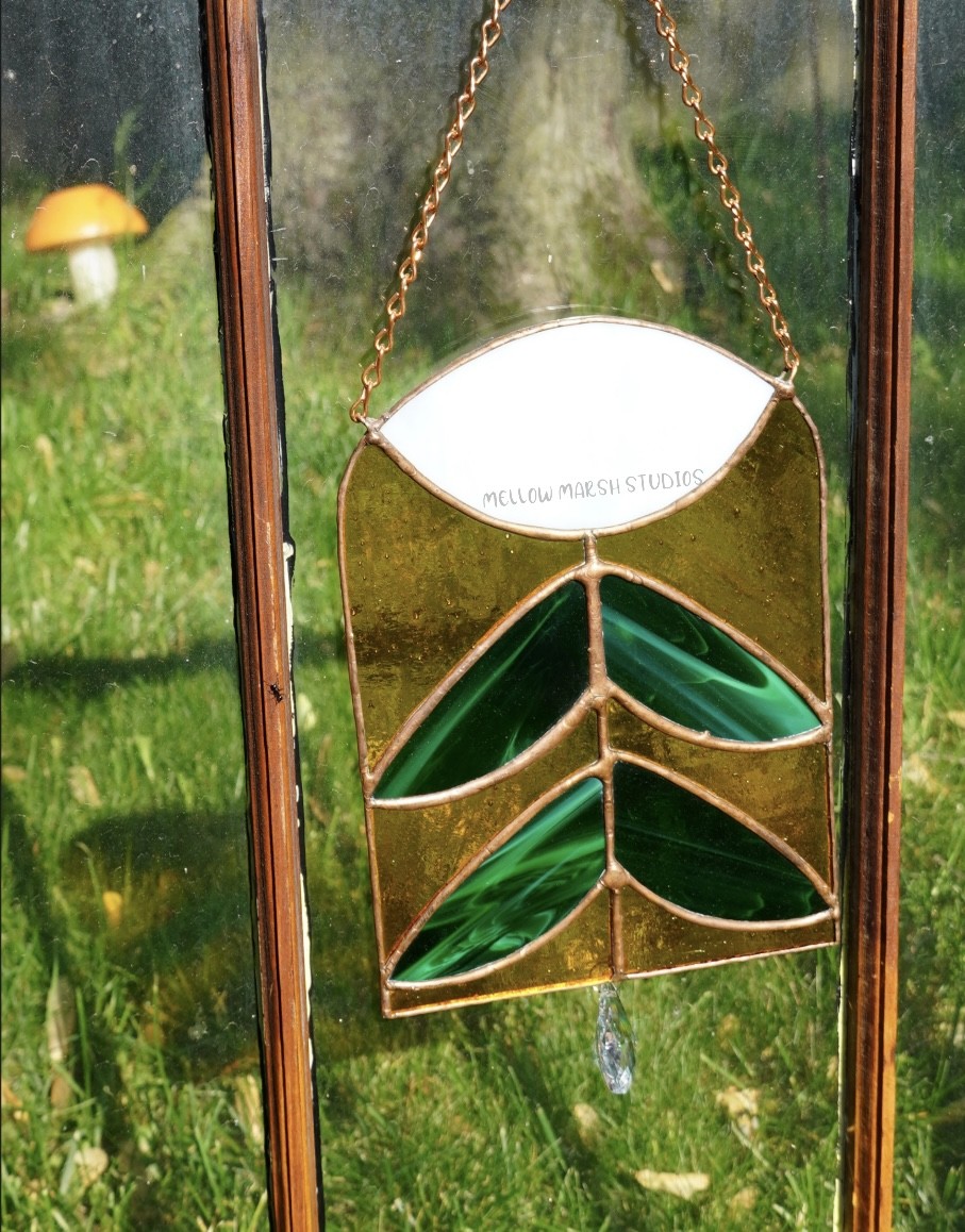 The opposite to In Bloom, this piece felt good to my soul to create and is where I first discovered my love for ambers and greens together. 

Created 3/30/2023