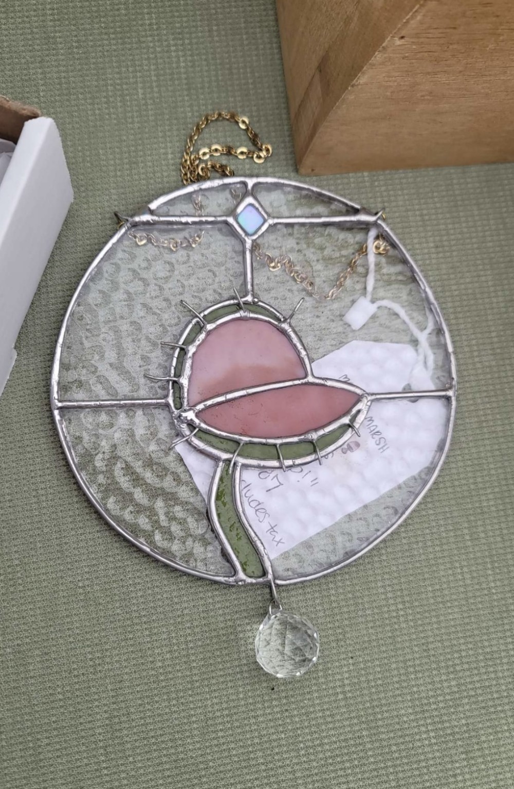 I was inspired by the glass itself to create this fun piece. 
The pattern in the pink with the specific green tone just screamed “fly trap”! 

Created April 2025