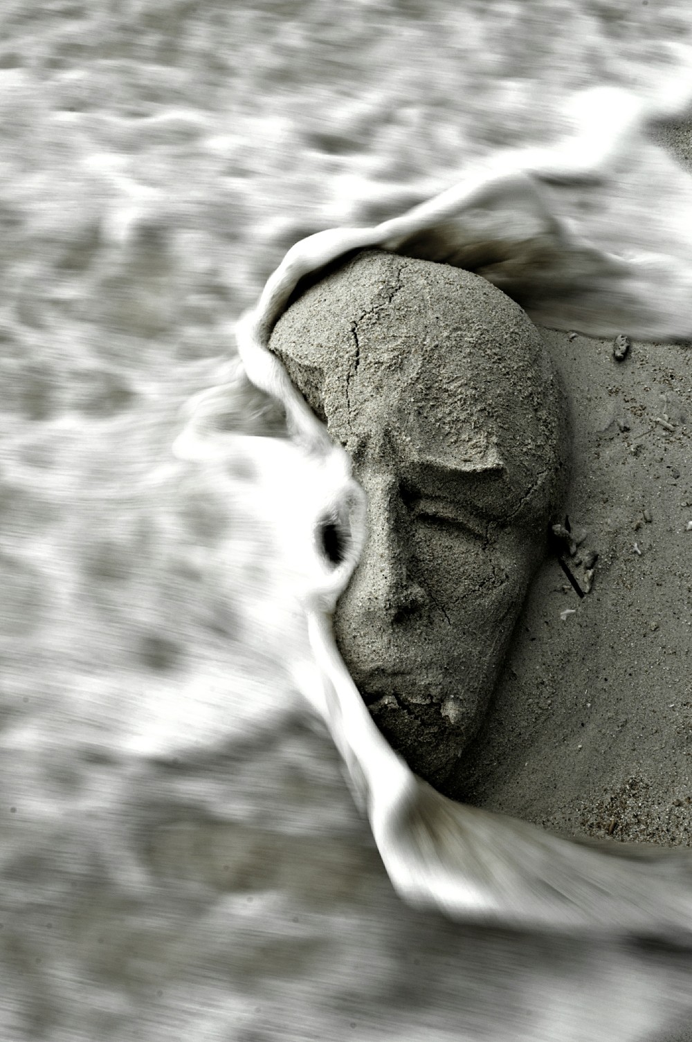 Photo and sandsculpture by seena nayeri
Gilli island, indonesia 2010
NikonD5000

And this reviving Herb whose tender Green
Fledges the River-Lip on which we lean—
Ah, lean upon it lightly! for who knows
From what once lovely Lip it springs unseen!
.
omar khayyam ( translated by Fitzgerald )