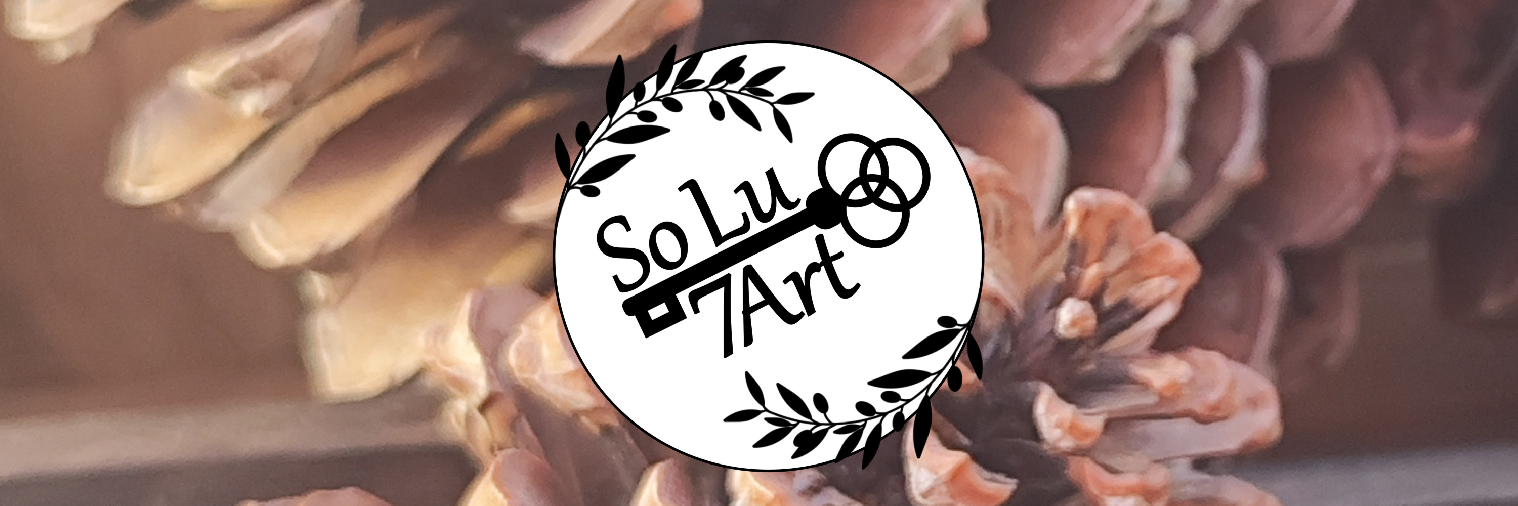 EN: Solu7Art is a project to create unique pieces with love and care. By focusing on quality and detail, we want to bring a special touch to your everyday life.

PT: Solu7Art é um projeto para criar peças únicas com amor e carinho. Com foco na qualidade e detalhe, queremos levar um toque especial ao seu dia a dia.