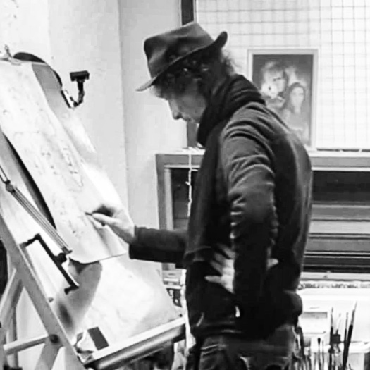 "Tim, an established artist residing in the picturesque Costa Brava since 2010, draws inspiration from the stunning landscapes and rich culture of Catalonia. A former cobbler with a background in furniture and jewelry design, Tim's unique perspective and passion for experimentation shine through in his abstract art.

Working with natural materials and self-developed mediums, Tim’s art is not just visually captivating, but also reflects his deep appreciation for his environment. His pieces pay homage to the untamed beauty of the Mediterranean coast, capturing its colors, textures, and rhythms.

With his art exhibited in galleries and events throughout the Costa Brava, Tim continues to push the boundaries of his artistry while gaining recognition for his distinctive style.